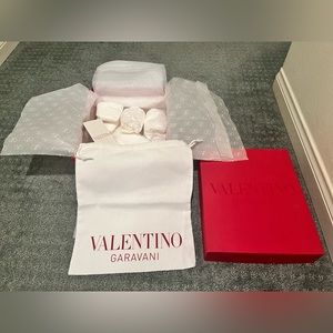 2021 Valentino shoe box with dust bag